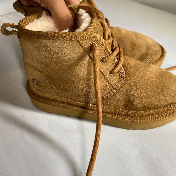 KIDS UGG NEUMEL II SUEDE BOOTS! EUC! SIZE 12  1017320k - Picture 3 of 6